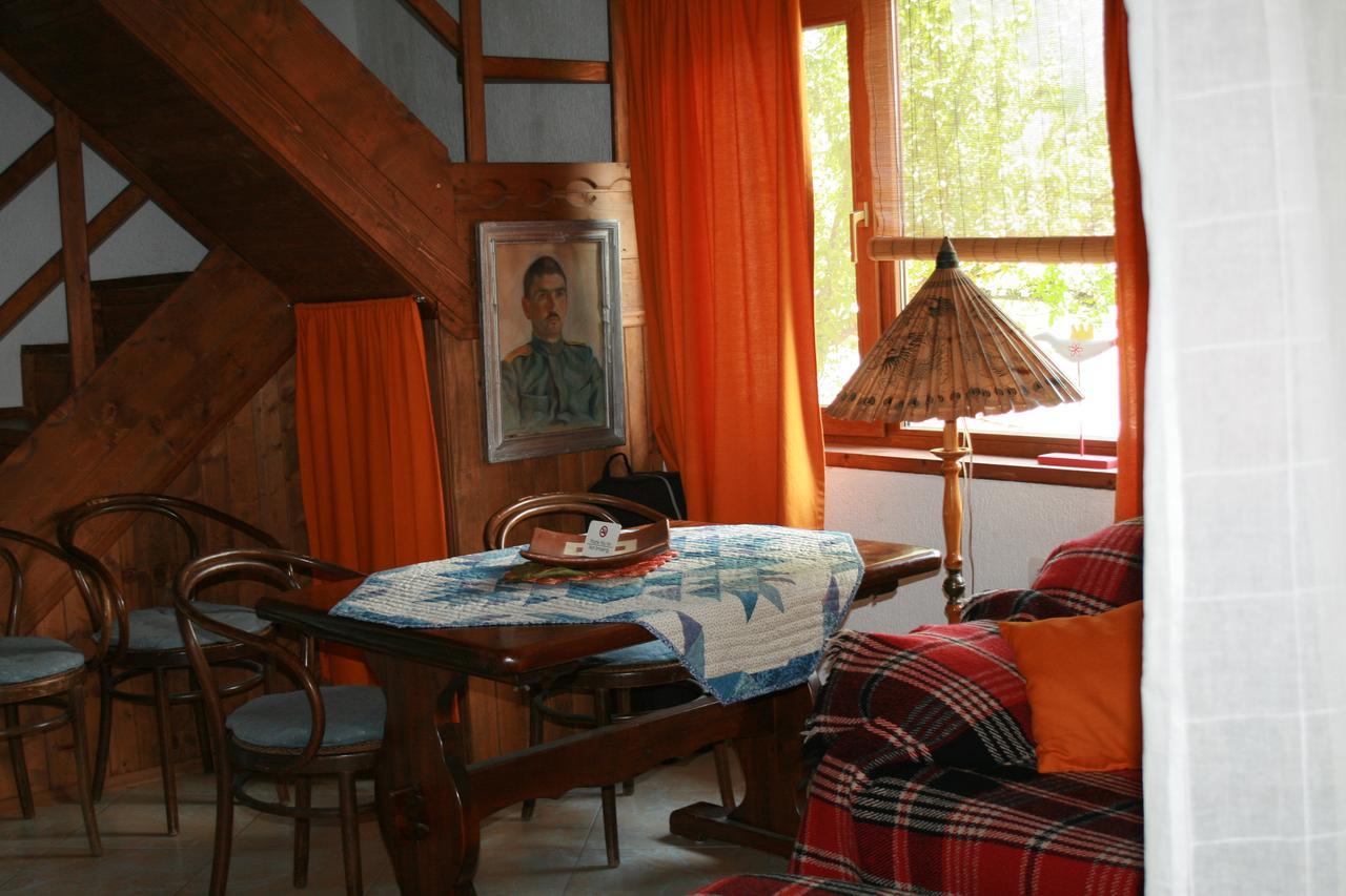 Guest House Kamenik 야고디나 외부 사진